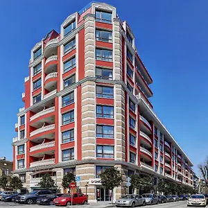 Apartment Luxury Center In Grand Karavel