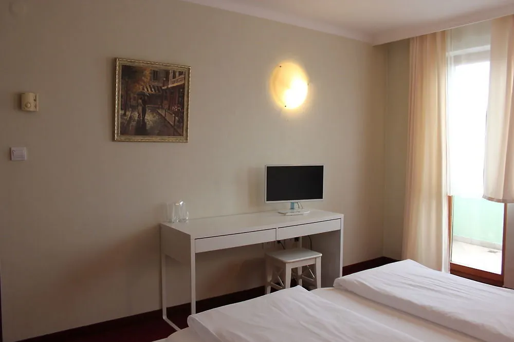 Light Hotel Sofia